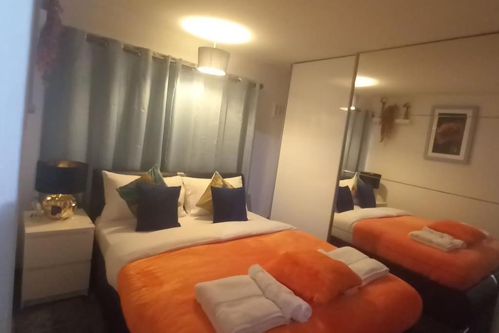 Golden Plush Suites - Beautiful Luxury 3 Bed House In Лестер Екстер'єр фото
